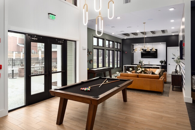 The Reserve at Camp Creek in Gallatin, TN - Foto de edificio - Building Photo