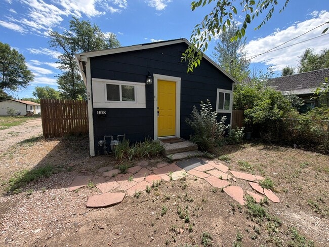 property at 118 S Monroe Ave