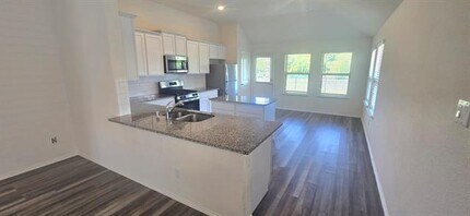 1350 Acmite Ave in Aubrey, TX - Building Photo - Building Photo