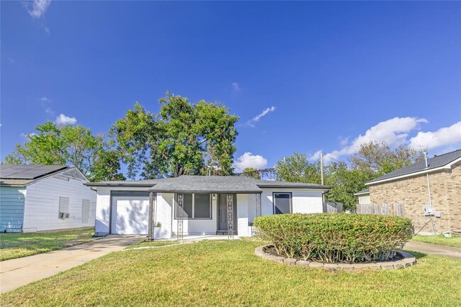 property at 7216 Heron Ln