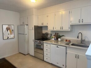 50 Green 416 Grn in Brookline, MA - Building Photo - Building Photo