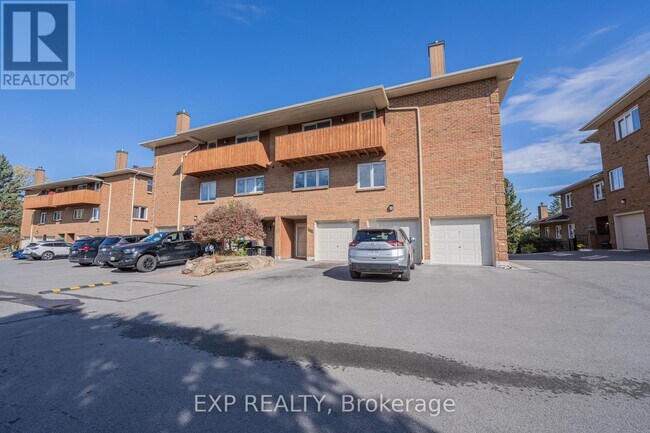 208 Stratas Ct in Ottawa, ON - Building Photo - Building Photo