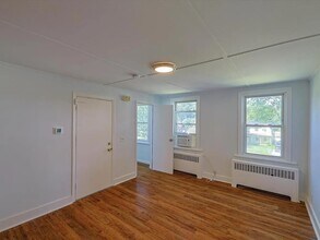 95 Delafield St in Poughkeepsie, NY - Building Photo - Building Photo