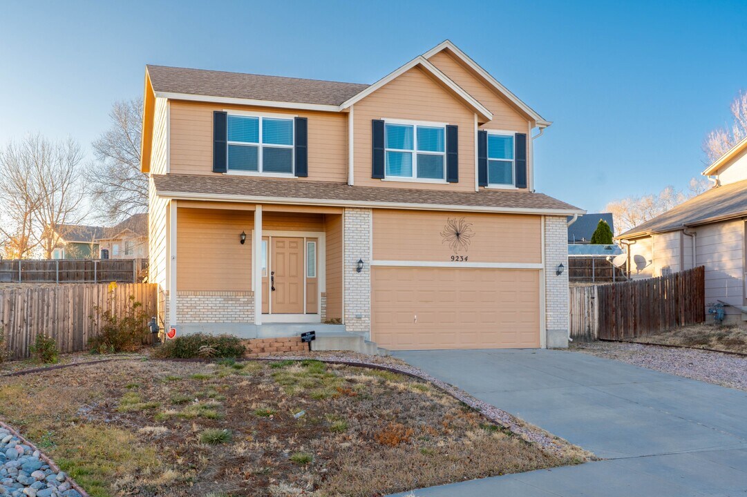 9234 Red Fern Ln in Fountain, CO - Building Photo