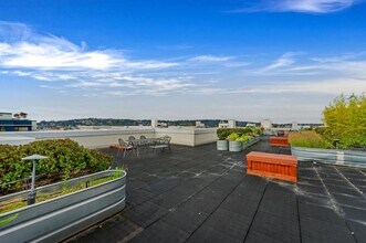 1511 NW 57th St in Seattle, WA - Building Photo - Building Photo