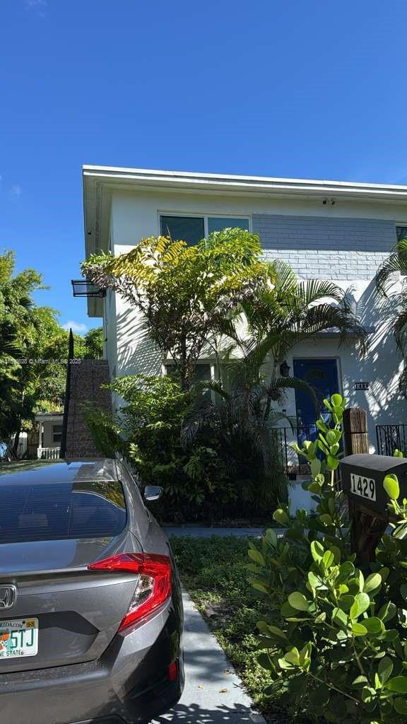 1429 SW 23rd Terrace in Miami, FL - Building Photo - Building Photo