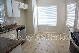 943 E Carla Vista Pl in Chandler, AZ - Foto de edificio - Building Photo