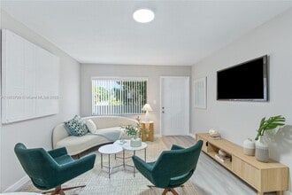 500 SE 22nd St in Fort Lauderdale, FL - Foto de edificio - Building Photo