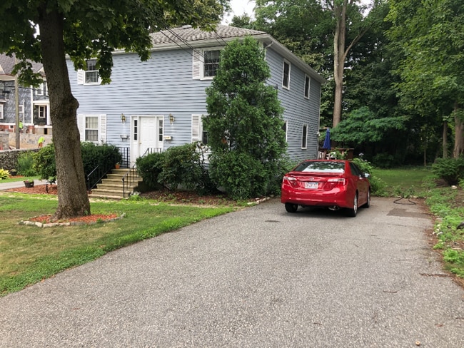 property at 2 Grant St