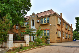 3412-3500 N Robinson Apartments