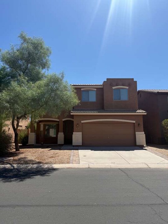 900 W Broadway Ave in Apache Junction, AZ - Building Photo