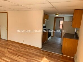 104 Main St in Winterport, ME - Building Photo - Building Photo