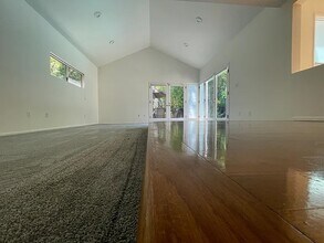 4717 Cedros Ave in Sherman Oaks, CA - Building Photo - Building Photo