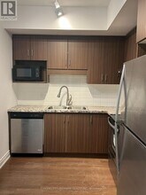 38 Cedarland Dr in Markham, ON - Building Photo - Building Photo