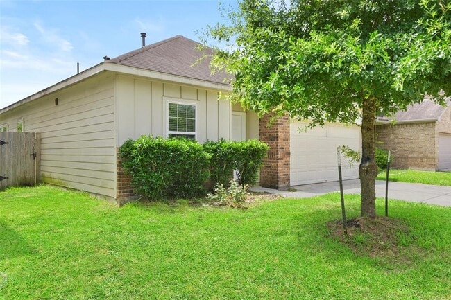142 Pequin Rd in Crosby, TX - Building Photo - Building Photo