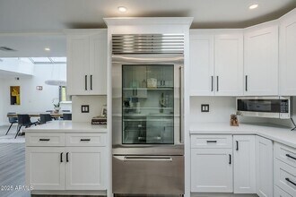 7322 E Sierra Vista Dr in Scottsdale, AZ - Building Photo - Building Photo