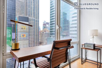 1600 Broadway in New York, NY - Building Photo - Building Photo