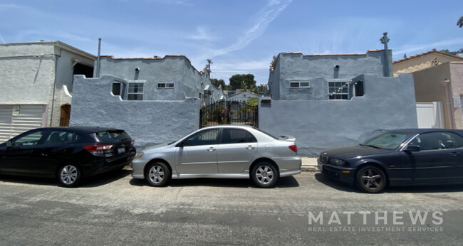 3319 Berkeley Ave in Los Angeles, CA - Building Photo - Building Photo