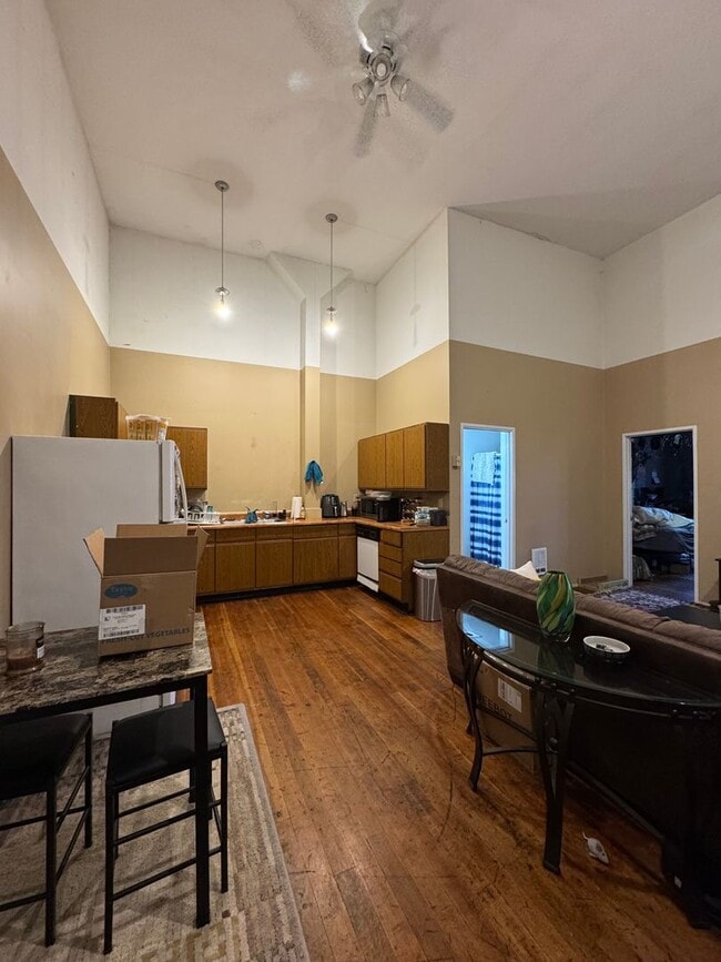 property at 314 N Main St