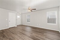 2702 N Sidney St photo'