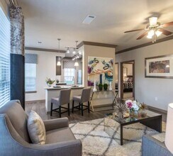 1498 Parkway Plaza Dr in Houston, TX - Foto de edificio - Building Photo