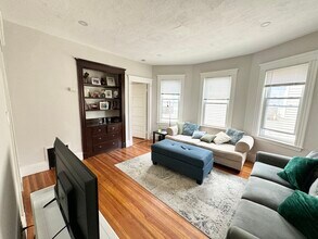37 Sudan St, Unit 3 in Boston, MA - Building Photo - Building Photo
