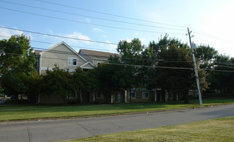 Des Moines Street Village Apartamentos