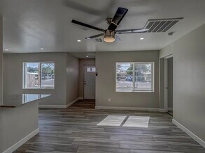 405 E Mohave Rd in Tucson, AZ - Foto de edificio - Building Photo