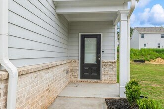 613 Mackenzie Cv in Villa Rica, GA - Building Photo - Building Photo