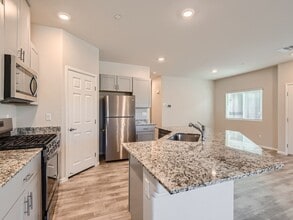 7520 Pink Moon St in North Las Vegas, NV - Building Photo - Building Photo