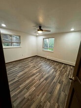 8295 W 71st Ave in Arvada, CO - Foto de edificio - Building Photo