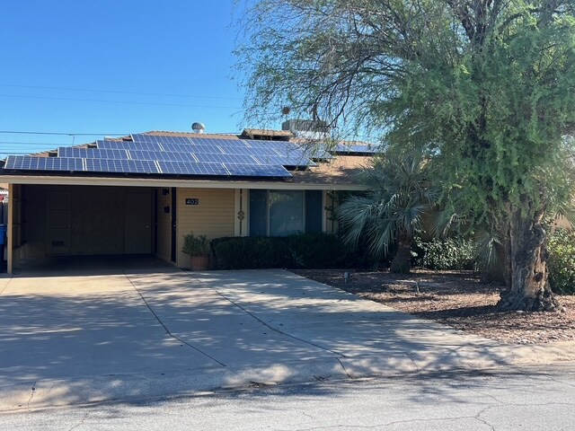 property at 402 E Las Palmaritas Dr