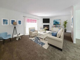 13 Aliceview Ct in Timonium, MD - Building Photo