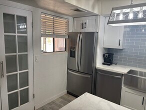 8155 E Roosevelt St in Scottsdale, AZ - Building Photo - Building Photo