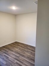 201 S 2nd St in Bonham, TX - Building Photo - Building Photo