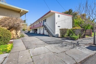 1405 Carleton St in Berkeley, CA - Building Photo - Building Photo