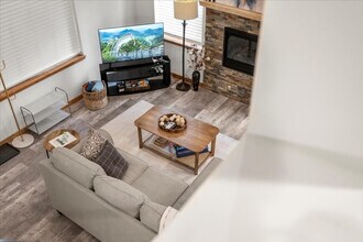 308 Paradise Dr in Ashford, WA - Foto de edificio - Building Photo