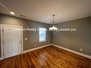 3937 Colonial Green Cir in Roanoke, VA - Building Photo - Building Photo