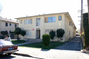 516 E Lomita Ave Apartments