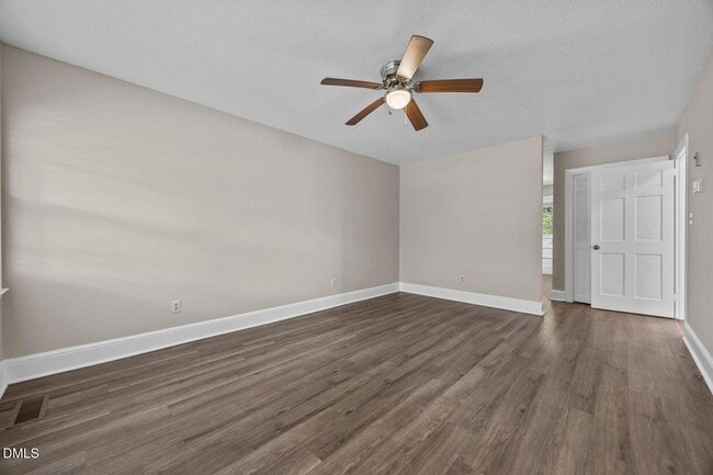 204 W McNeill St in Lillington, NC - Building Photo - Building Photo