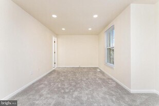 3421 Belleplain Ct in Dumfries, VA - Building Photo