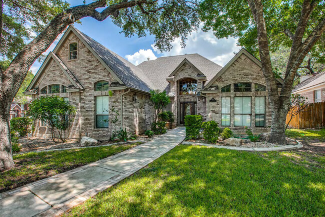 9503 Legend Isle Dr in San Antonio, TX - Building Photo - Building Photo