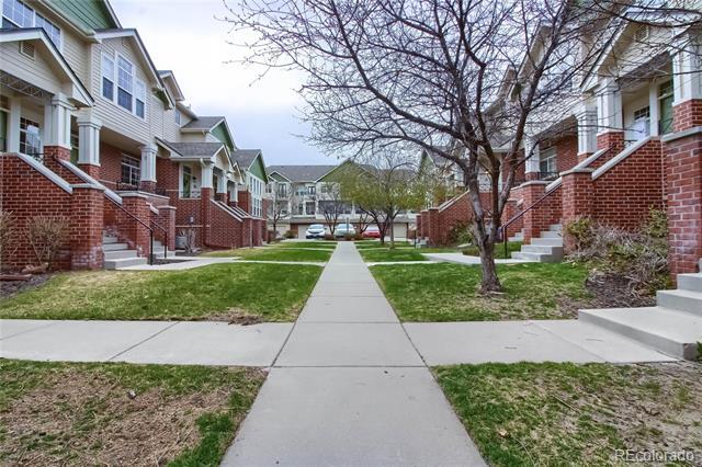 9877 E Florida Pl in Denver, CO - Building Photo - Building Photo