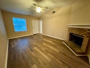 2910 Richview Park Cir N in Tallahassee, FL - Building Photo - Building Photo