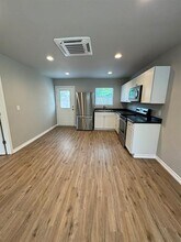 320 W 6th St in Weatherford, TX - Building Photo - Building Photo