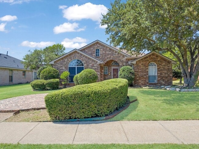 property at 823 Ashley Pl