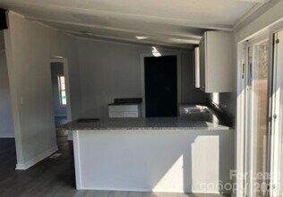 141 Little Country Ln in Kings Mountain, NC - Building Photo - Building Photo