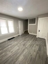 1209 Reservoir St in Hamilton, OH - Foto de edificio - Building Photo