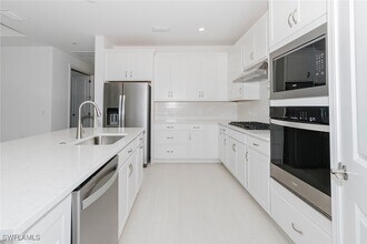1954 Fresno Ave in Naples, FL - Building Photo - Building Photo