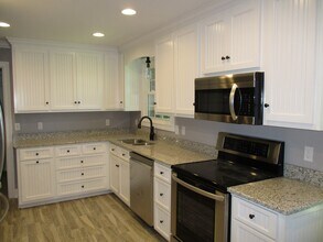 1131 Warfield Blvd in Clarksville, TN - Building Photo - Building Photo